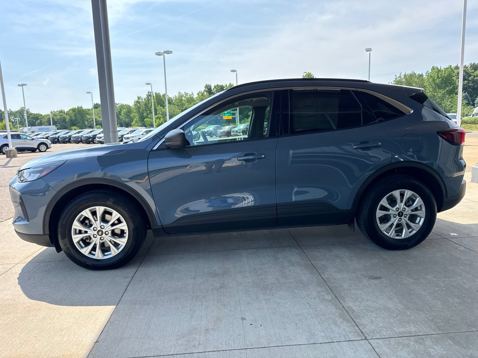 Certified 2023 Ford Escape Active AWD/4WD image 4