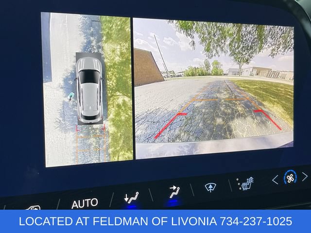 Used 2024 Chevrolet Equinox EV RS FWD image 15