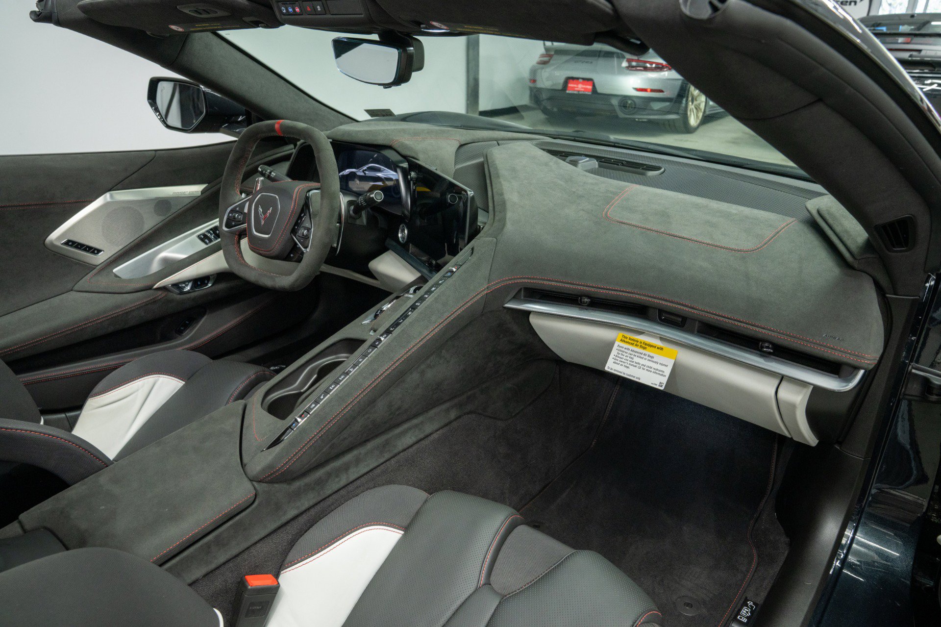 Used 2023 Chevrolet Corvette Stingray Premium Cpe w/ Z51 Performance Package RWD image 13
