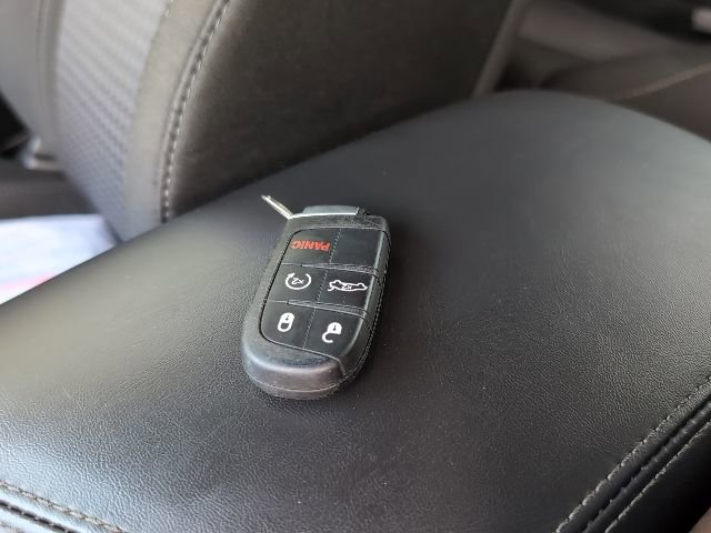 Used 2020 Dodge Challenger SXT w/ Driver Convenience Group image 26