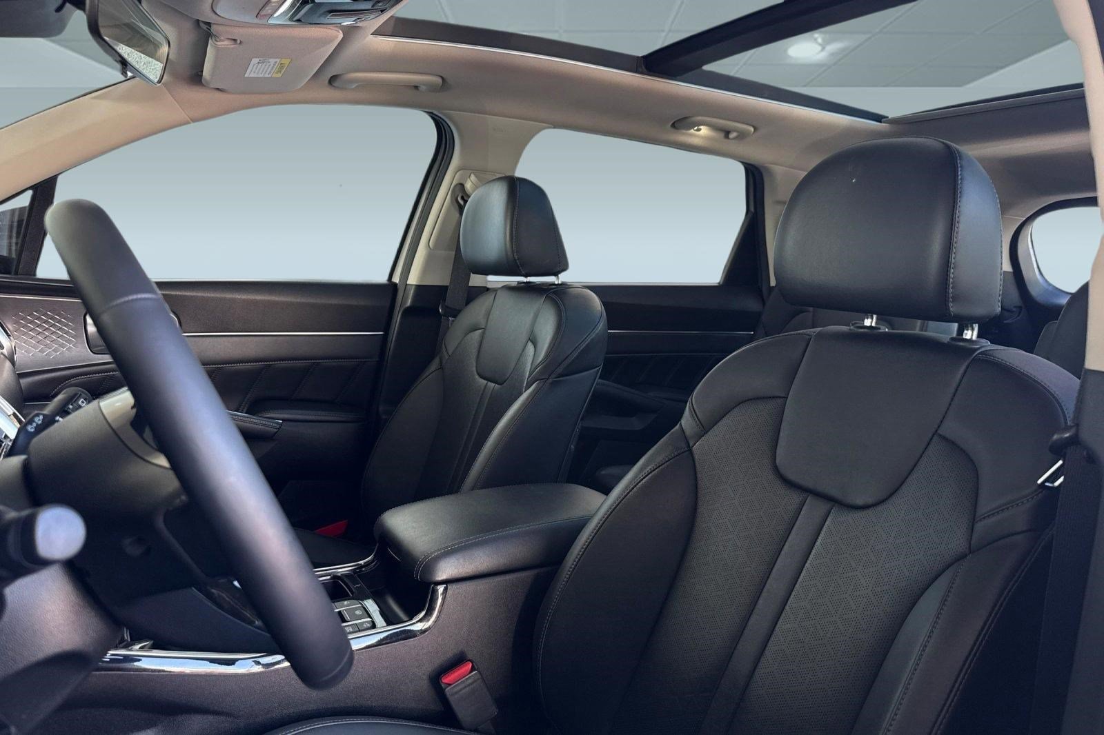 Used 2022 Kia Sorento SX image 23