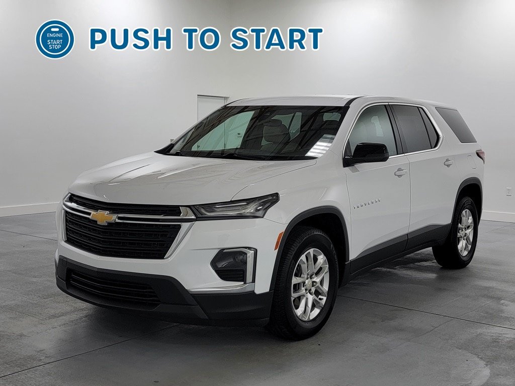 Used 2022 Chevrolet Traverse LS w/ LPO, Cargo Package AWD/4WD image 4