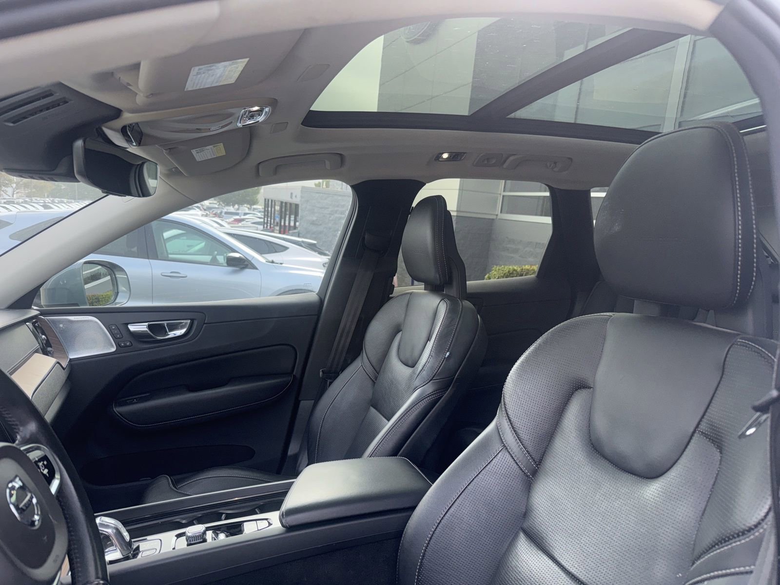 Used 2019 Volvo XC60 T8 Inscription w/ Advanced Package AWD/4WD image 12