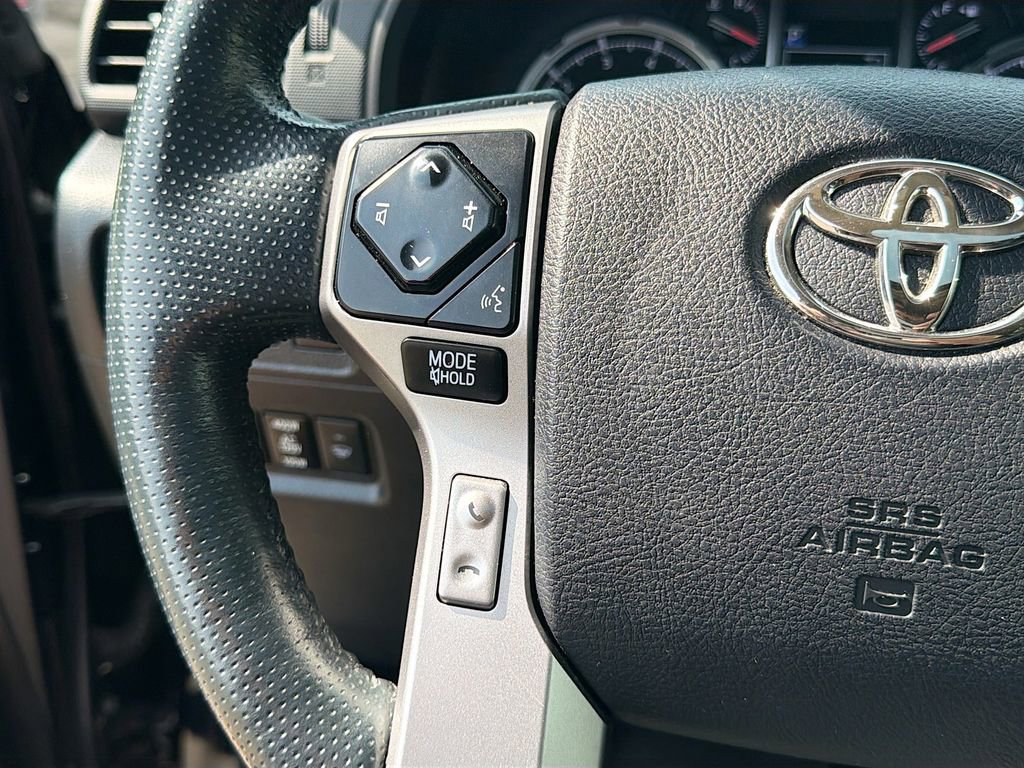 Used 2023 Toyota 4Runner Limited AWD/4WD image 35