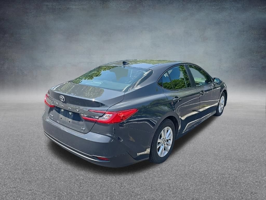 Used 2025 Toyota Camry LE FWD image 7