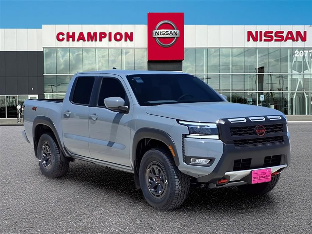 New 2025 Nissan Frontier PRO-4X w/ Interior Protection Package