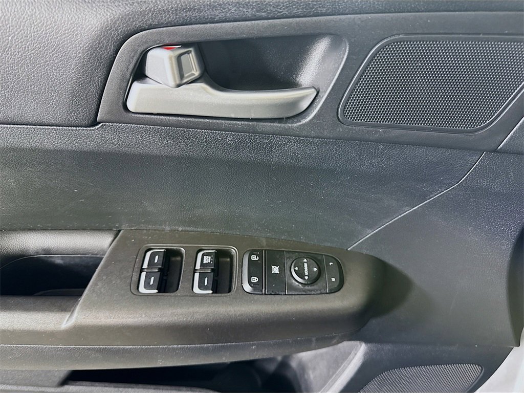 Used 2022 Kia Sportage LX image 22