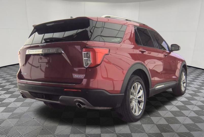 Used 2024 Ford Explorer Limited w/ Limited Technology Package image 3
