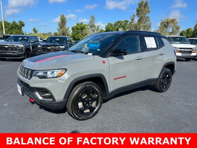 Used 2023 Jeep Compass Trailhawk AWD/4WD image 3