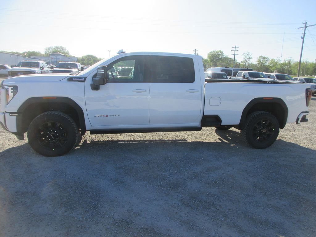 New 2026 GMC Sierra 3500 AT4 w/ AT4 Premium Plus Package AWD/4WD image 9