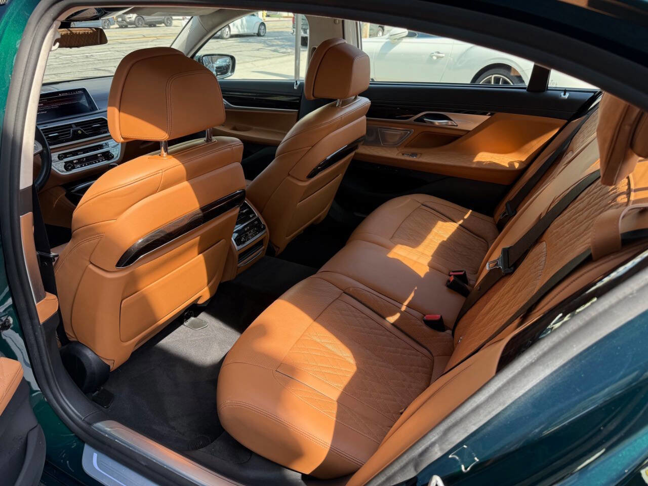 Used 2020 BMW ALPINA B7 xDrive image 38