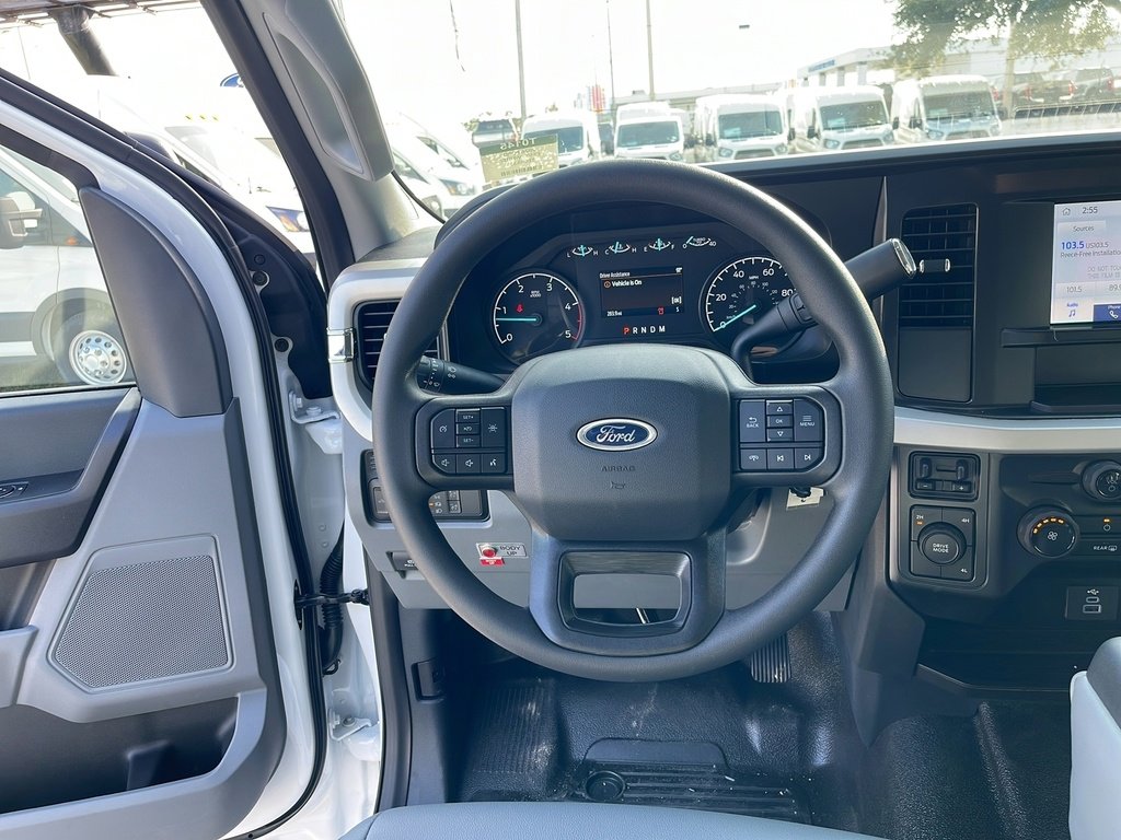 New 2026 Ford F550 4x4 Crew Cab image 34