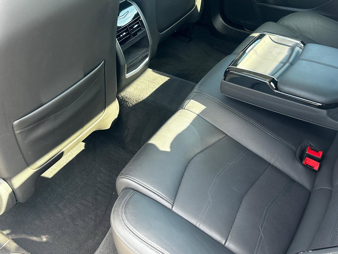 Used 2017 Cadillac CT6 Luxury image 24