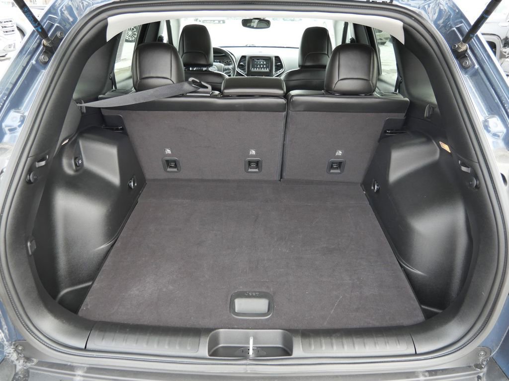 Used 2021 Jeep Cherokee Latitude Lux image 23