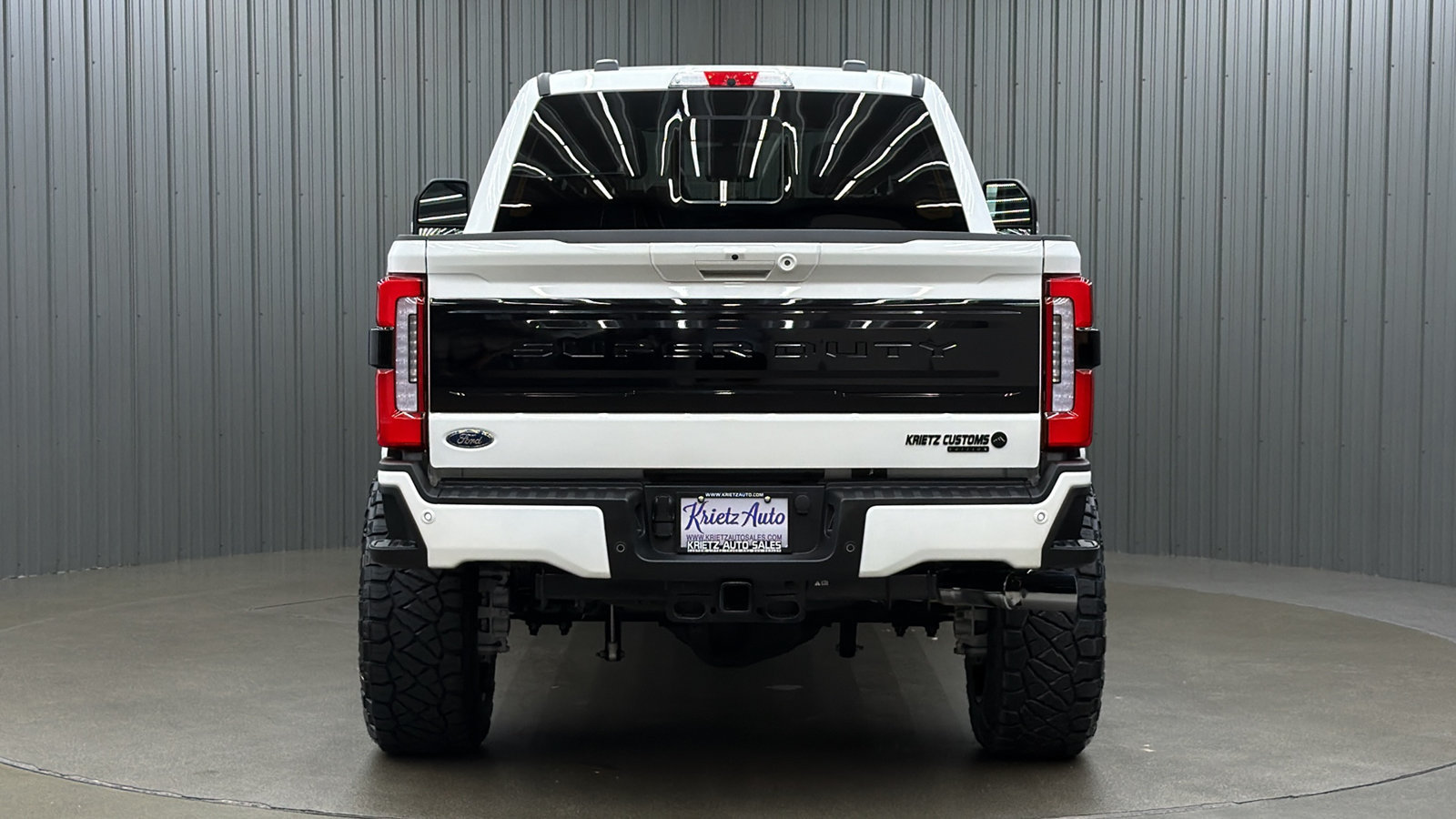 Used 2026 Ford F350 Platinum AWD/4WD image 4