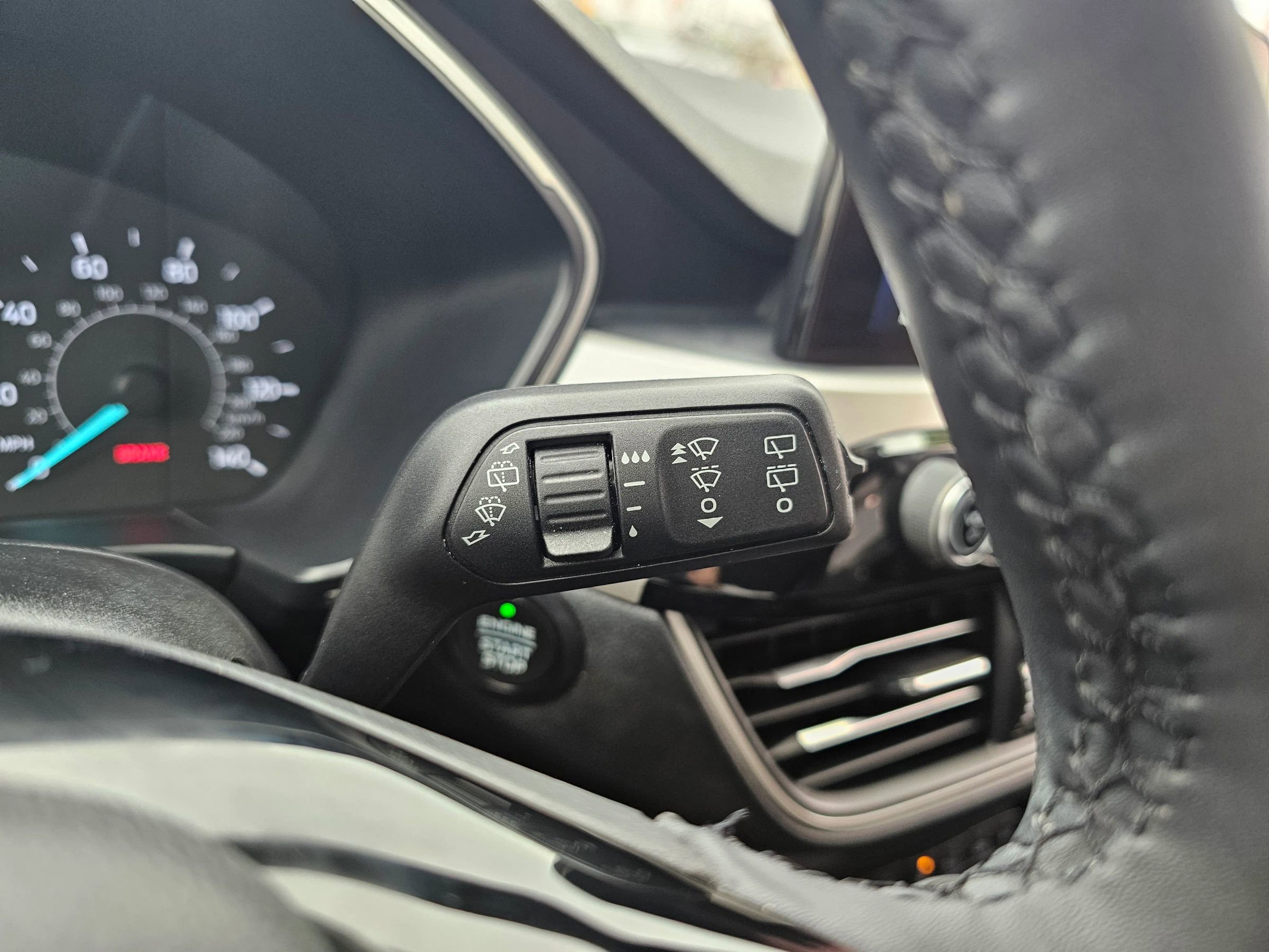 Used 2022 Ford Escape SEL image 21