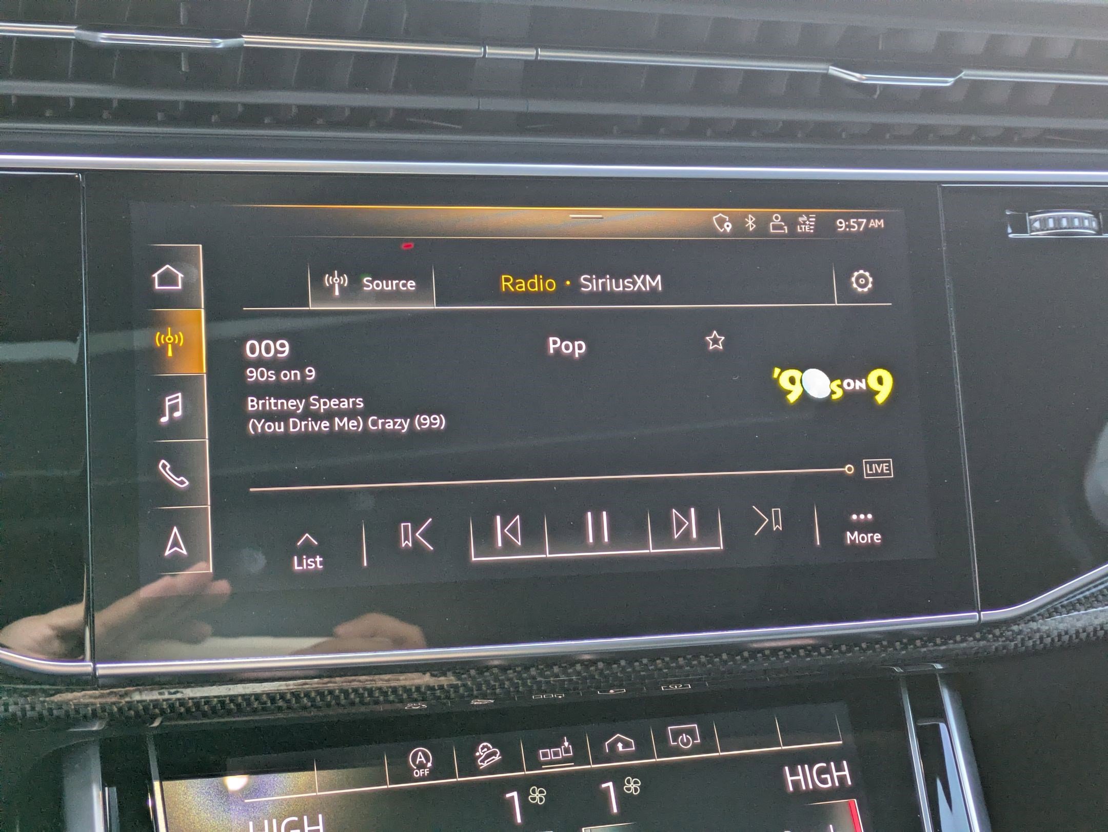 Used 2020 Audi SQ7 Premium Plus w/ SQ7 Black Optic Package image 20