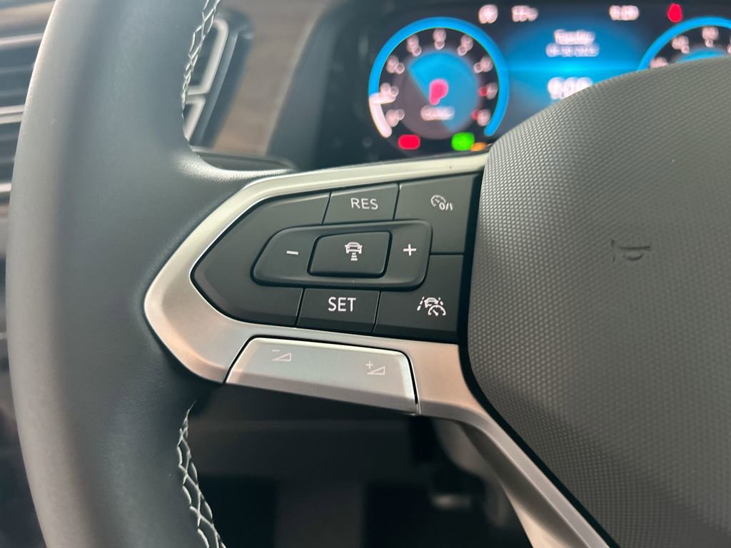 New 2026 Volkswagen Atlas SE image 18