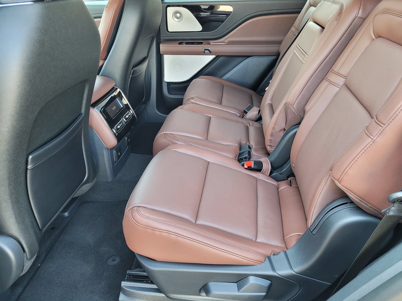 New 2026 Lincoln Aviator Reserve AWD/4WD image 7
