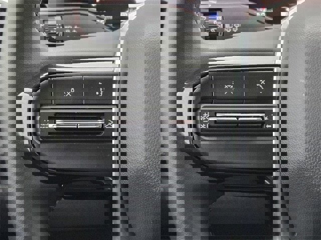 Used 2024 Chevrolet Colorado LT w/ LT Convenience Package image 19