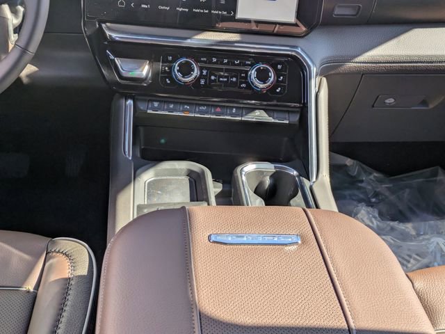 New 2026 GMC Sierra 2500 Denali w/ Denali Reserve Package image 18