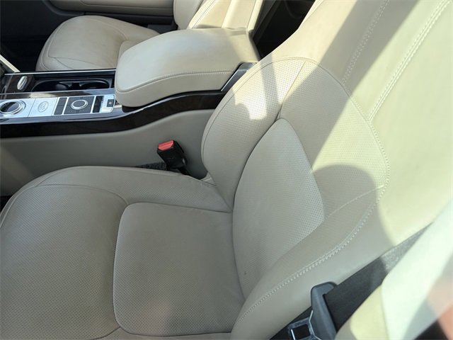 Used 2022 Land Rover Range Rover Westminster Edition image 5