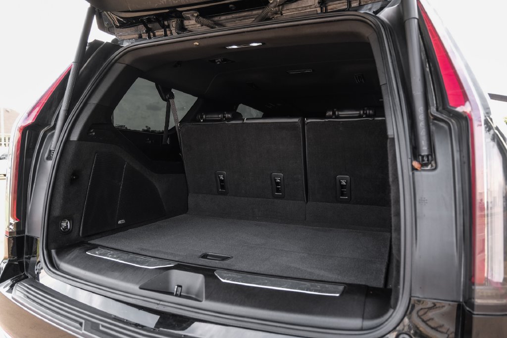 Used 2023 Cadillac Escalade ESV Premium Luxury RWD image 63
