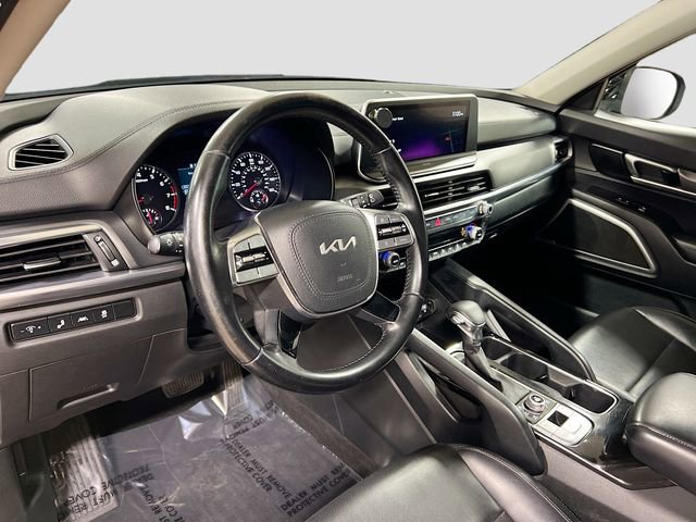 Certified 2022 Kia Telluride LX image 9