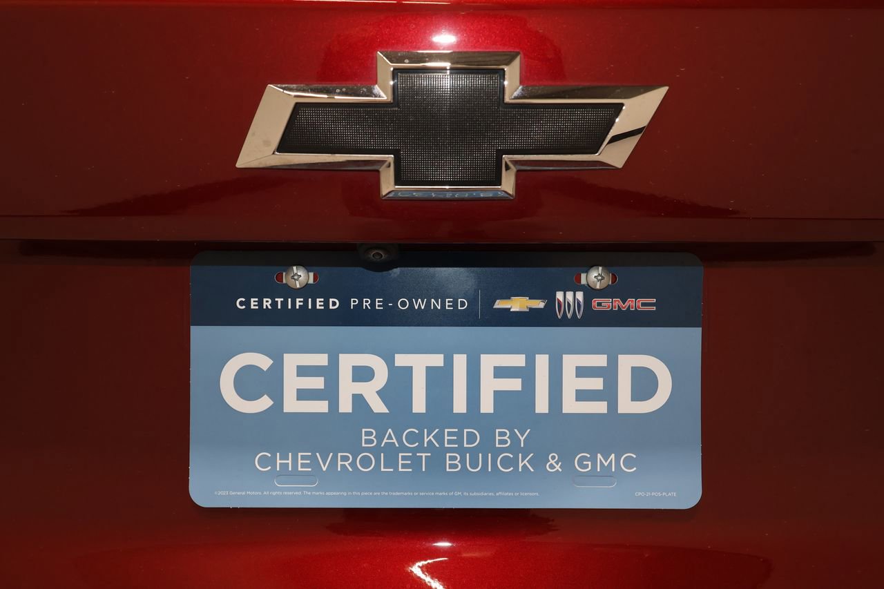 Certified 2024 Chevrolet Trax RS w/ Driver Confidence Package FWD image 34