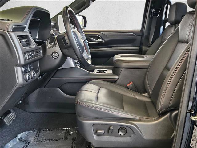 Used 2022 Chevrolet Tahoe RST w/ Luxury Package AWD/4WD image 16