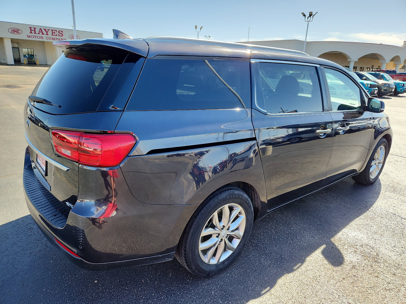 Used 2019 Kia Sedona EX image 4