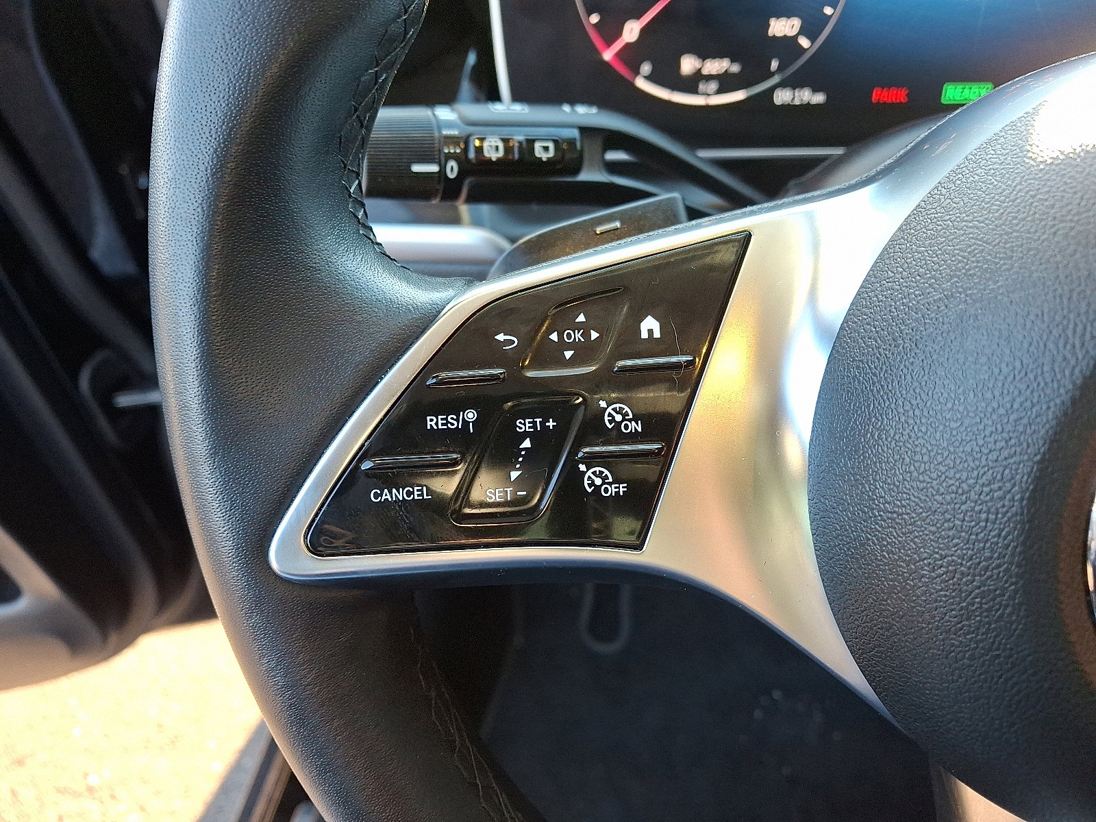 Certified 2025 Mercedes-Benz GLC 350e 4MATIC image 21