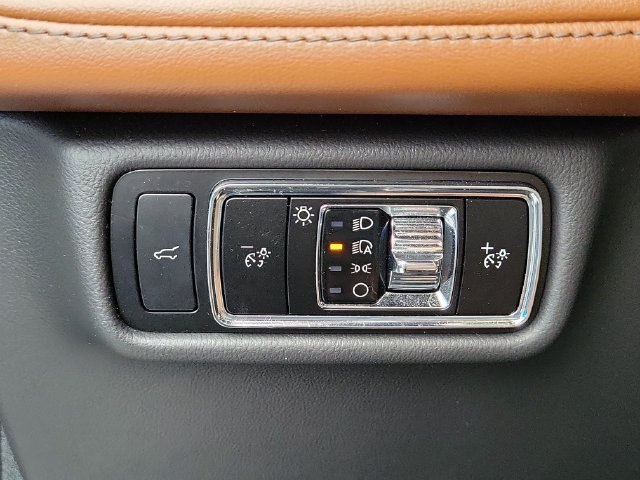 Used 2024 Lincoln Aviator Reserve w/ Jet Package RWD image 12