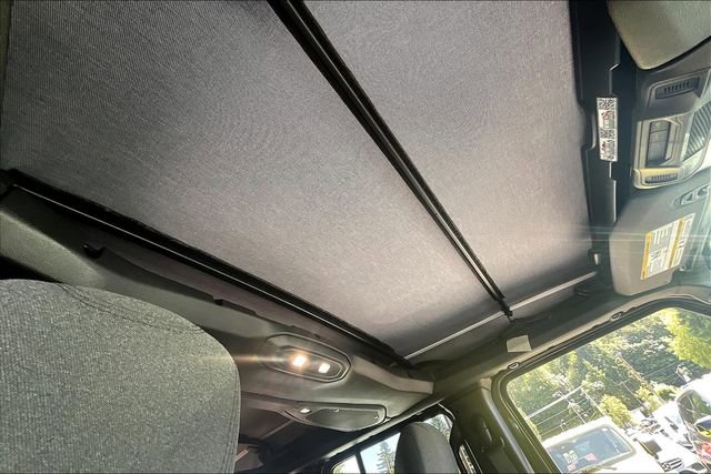 New 2025 Jeep Wrangler Unlimited Rubicon image 24