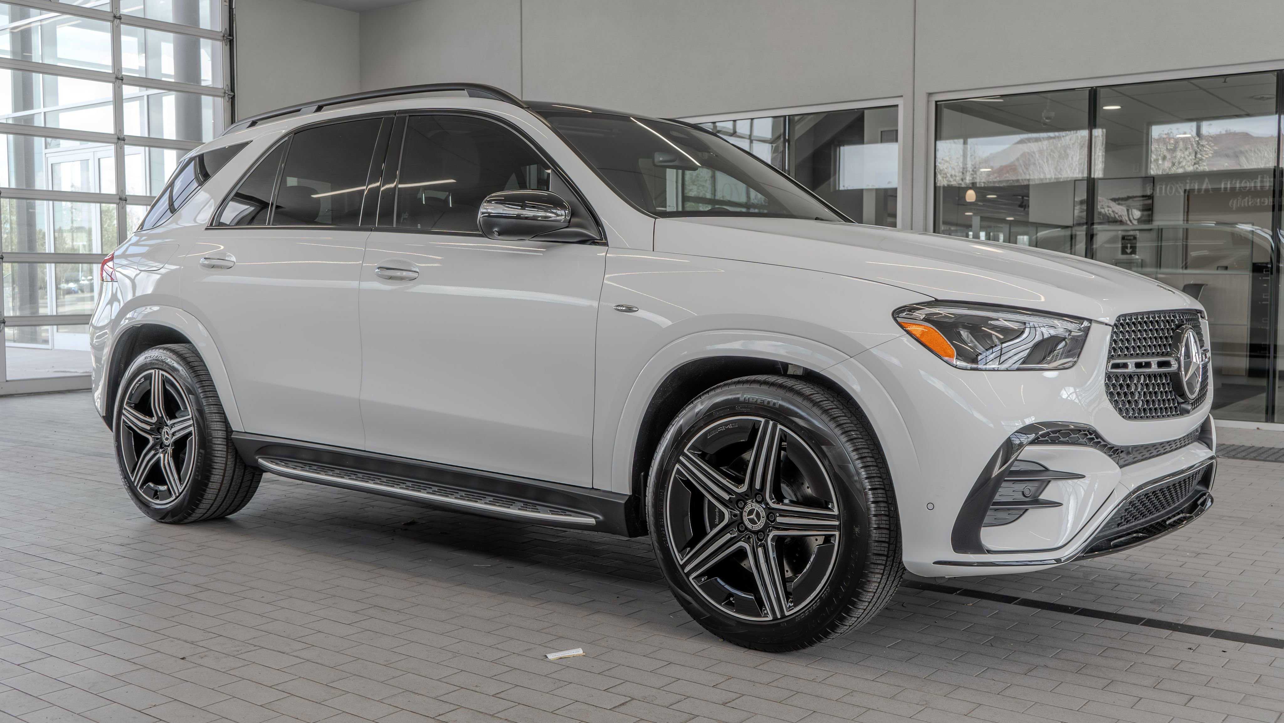 Certified 2025 Mercedes-Benz GLE 450e 4MATIC image 12