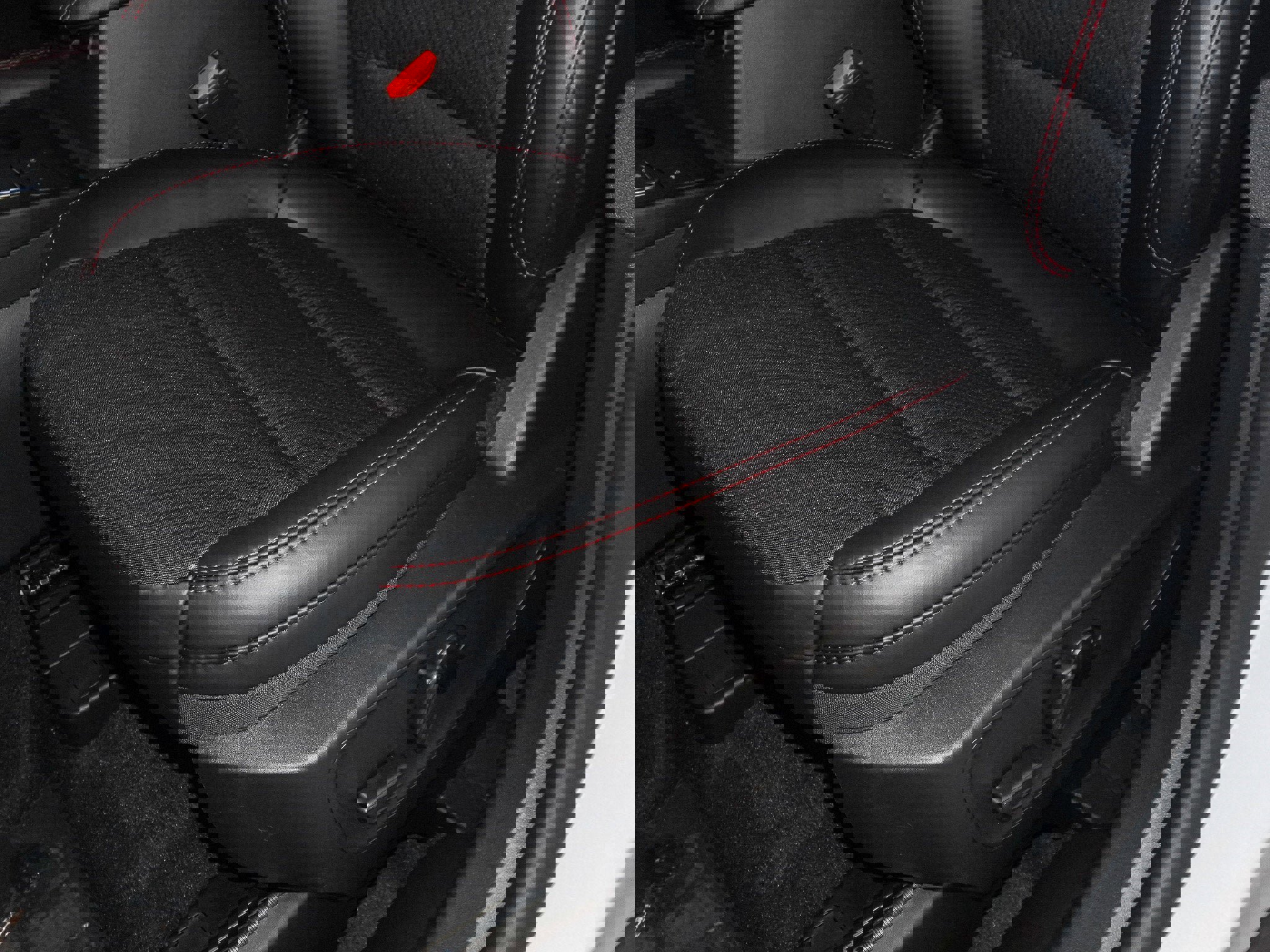 New 2026 Ford Escape ST-Line w/ Cold Weather Package image 24