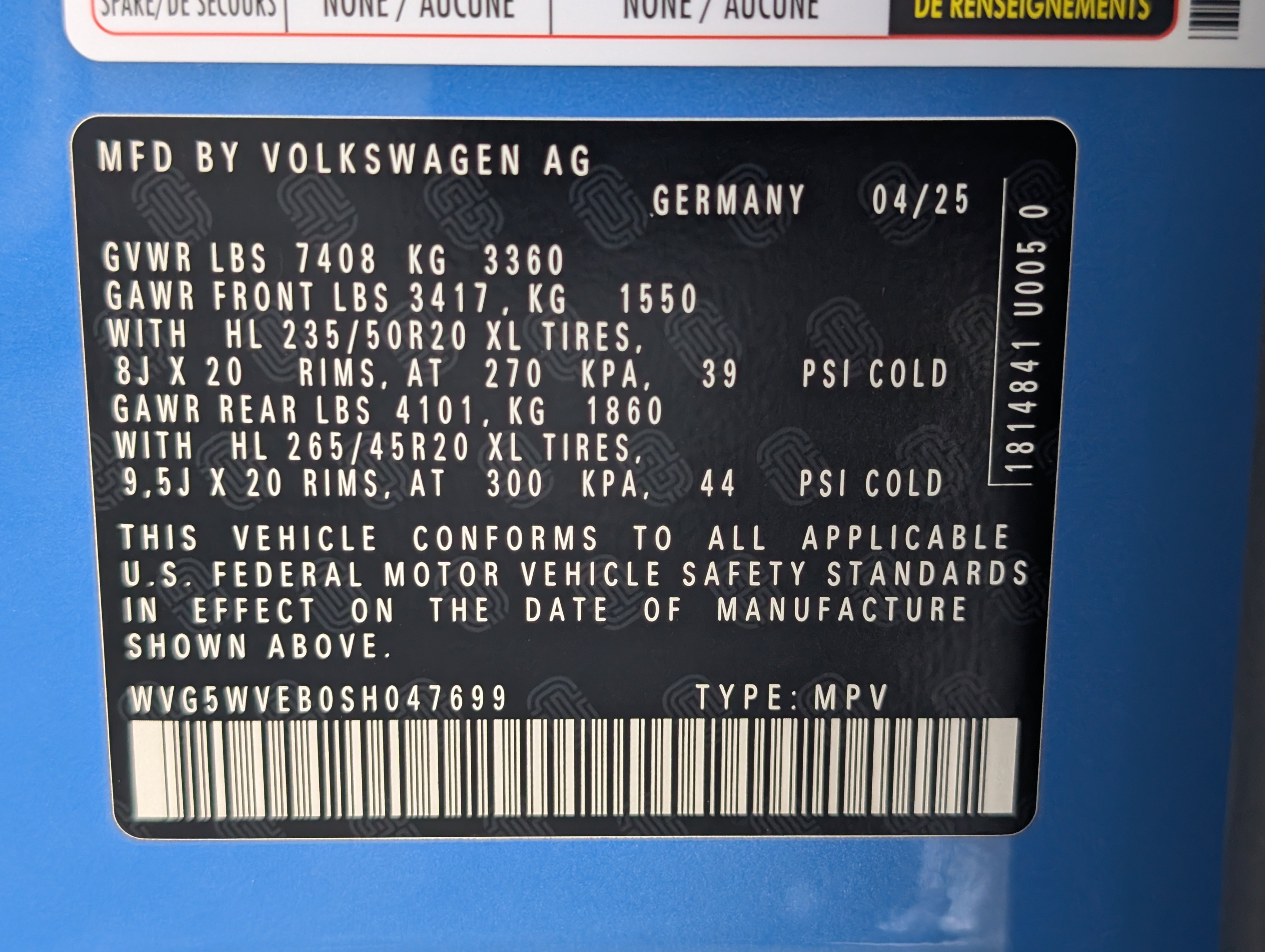 Used 2025 Volkswagen ID. Buzz Pro S Plus RWD image 41