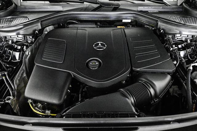 New 2026 Mercedes-Benz GLC 300 4MATIC image 2