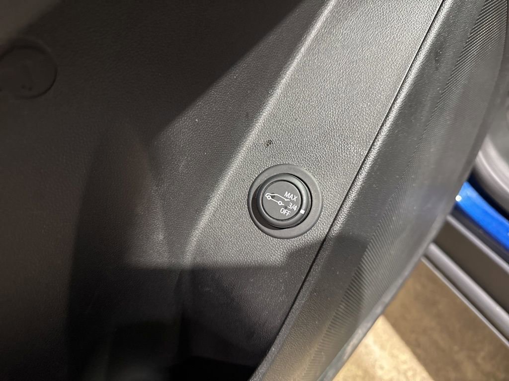 Used 2023 Chevrolet Equinox RS image 20