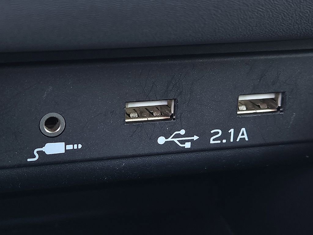 Used 2021 Subaru Outback Limited image 16