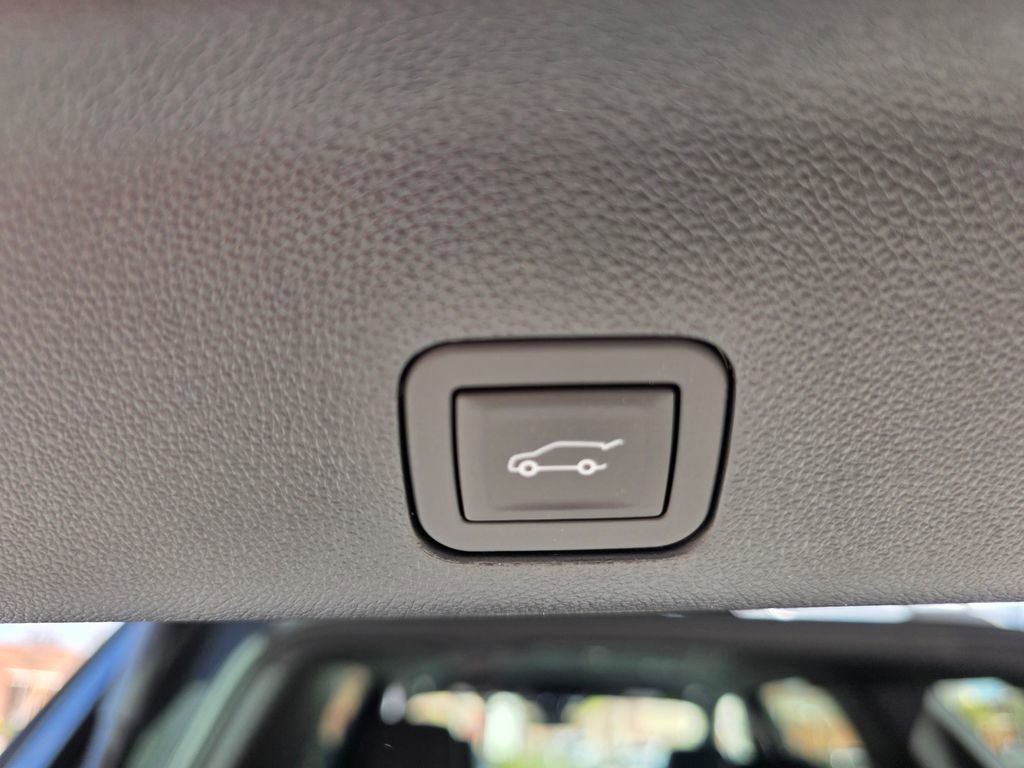 New 2026 Chevrolet Tahoe LT w/ Comfort Package image 24