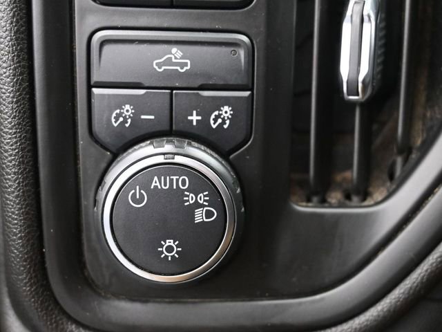 Used 2020 Chevrolet Silverado 1500 Custom image 22