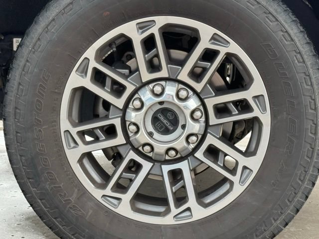 Used 2024 Ford F250 Limited w/ FX4 Off-Road Package AWD/4WD image 6