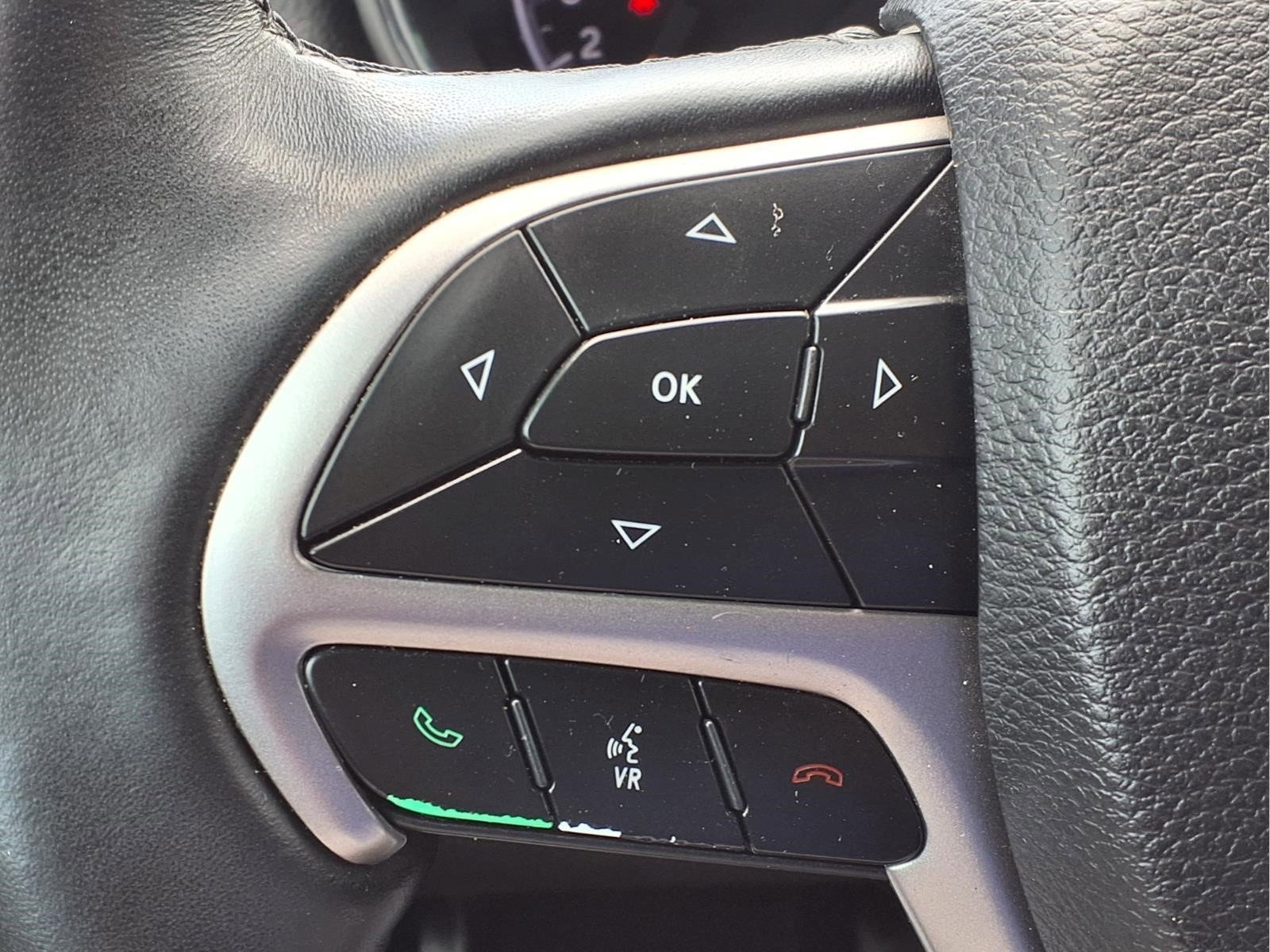 Used 2019 Jeep Grand Cherokee Limited RWD image 16