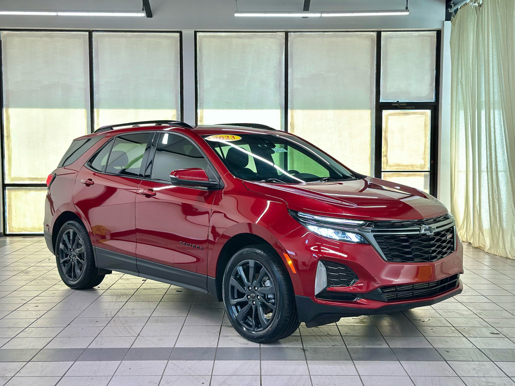 Used 2023 Chevrolet Equinox RS w/ RS Leather Package