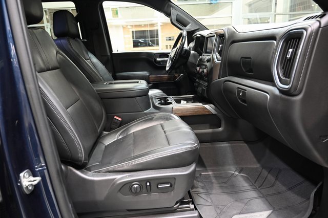 Used 2019 Chevrolet Silverado 1500 High Country w/ Technology Package image 11