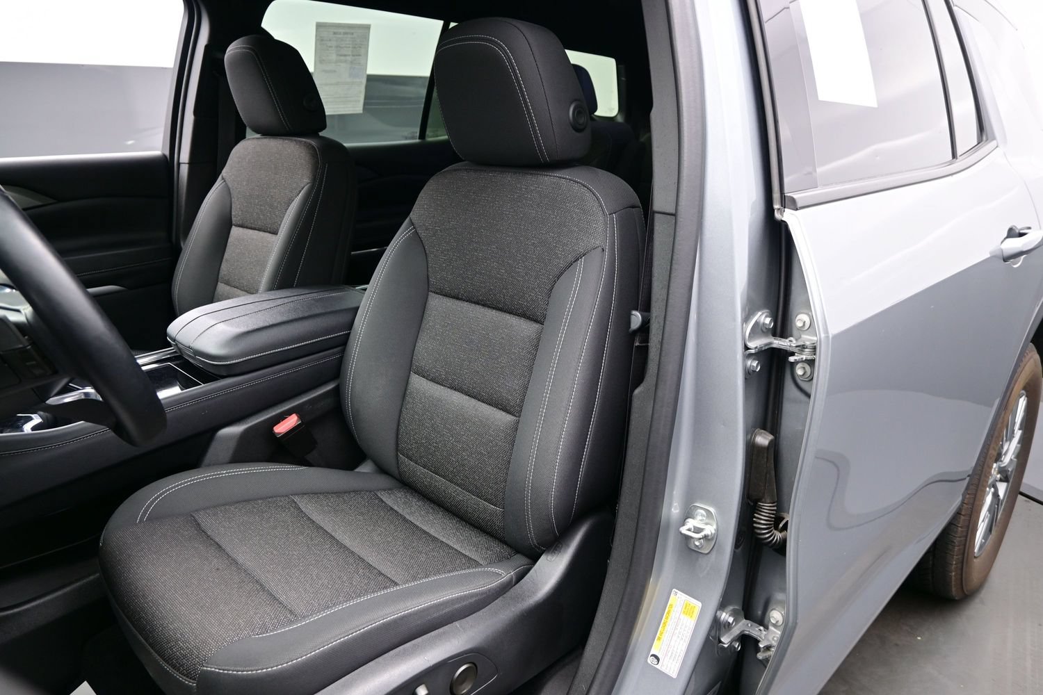 Used 2024 Chevrolet Traverse LT AWD/4WD image 15