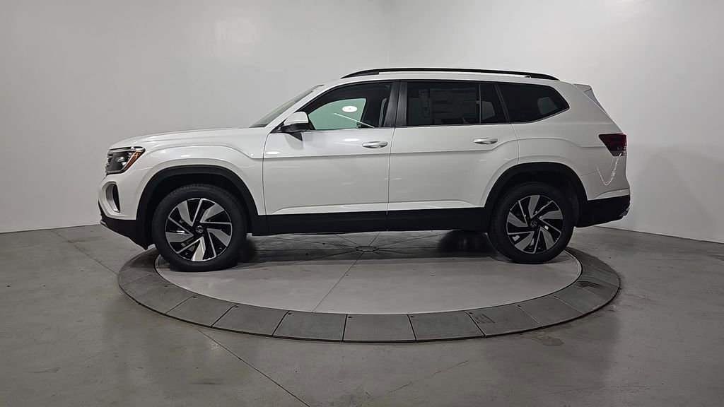 New 2026 Volkswagen Atlas SE image 2