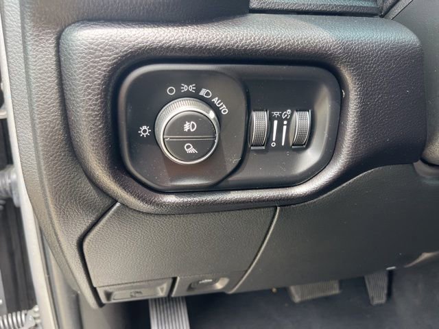 Used 2024 RAM 2500 Laramie AWD/4WD image 17
