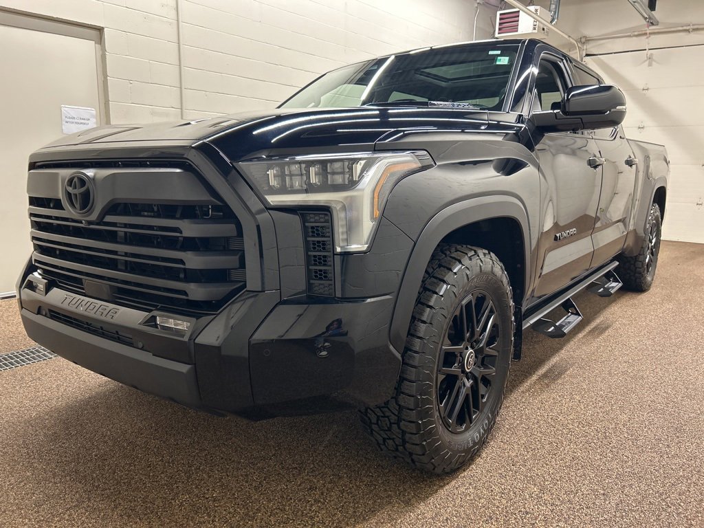 Used 2024 Toyota Tundra Limited image 5